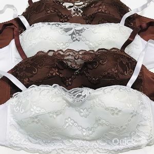 34B - NWT 4 pcs Lace Convertible Strapless Bra